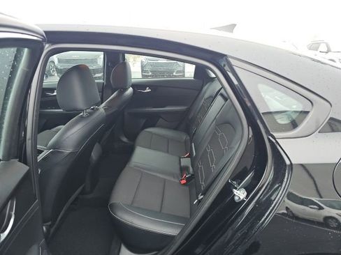 Certified 2023 Kia Forte GT-Line image 5