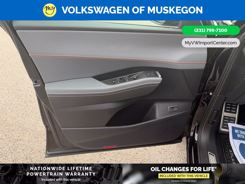 New 2027 Volkswagen Atlas SEL Premium R-Line AWD/4WD image 10