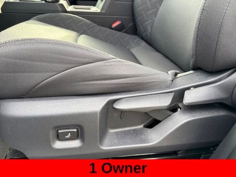 Used 2025 Toyota Tacoma SR5 image 11