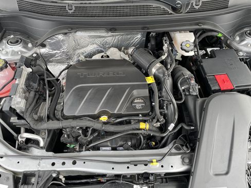 Certified 2025 Chevrolet Trax LS image 49