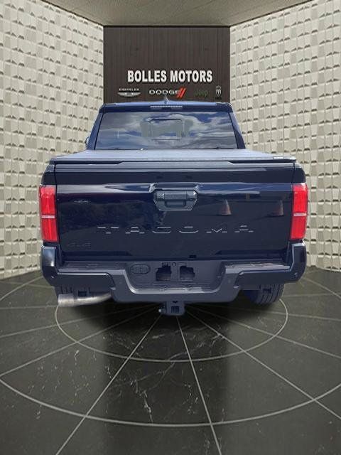 Used 2025 Toyota Tacoma TRD Sport w/ TRD Sport Upgrade Package AWD/4WD image 8