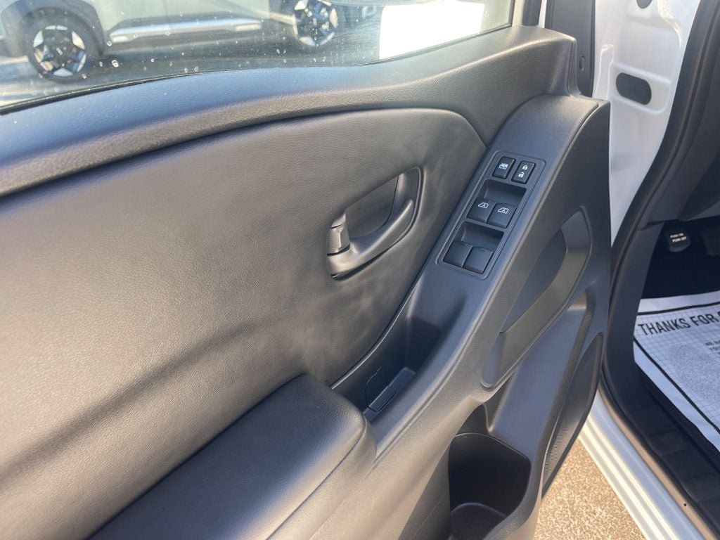 Used 2026 Nissan Frontier S RWD image 10