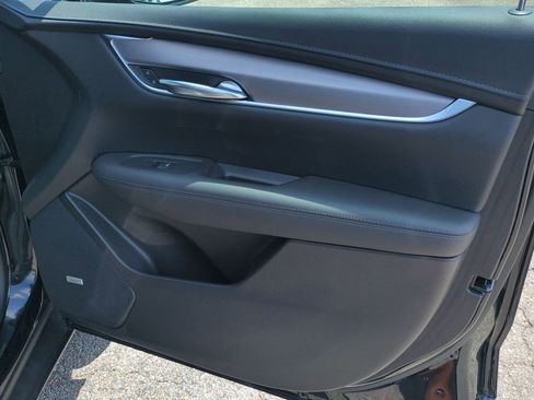 Used 2023 Cadillac XT5 Luxury FWD image 25