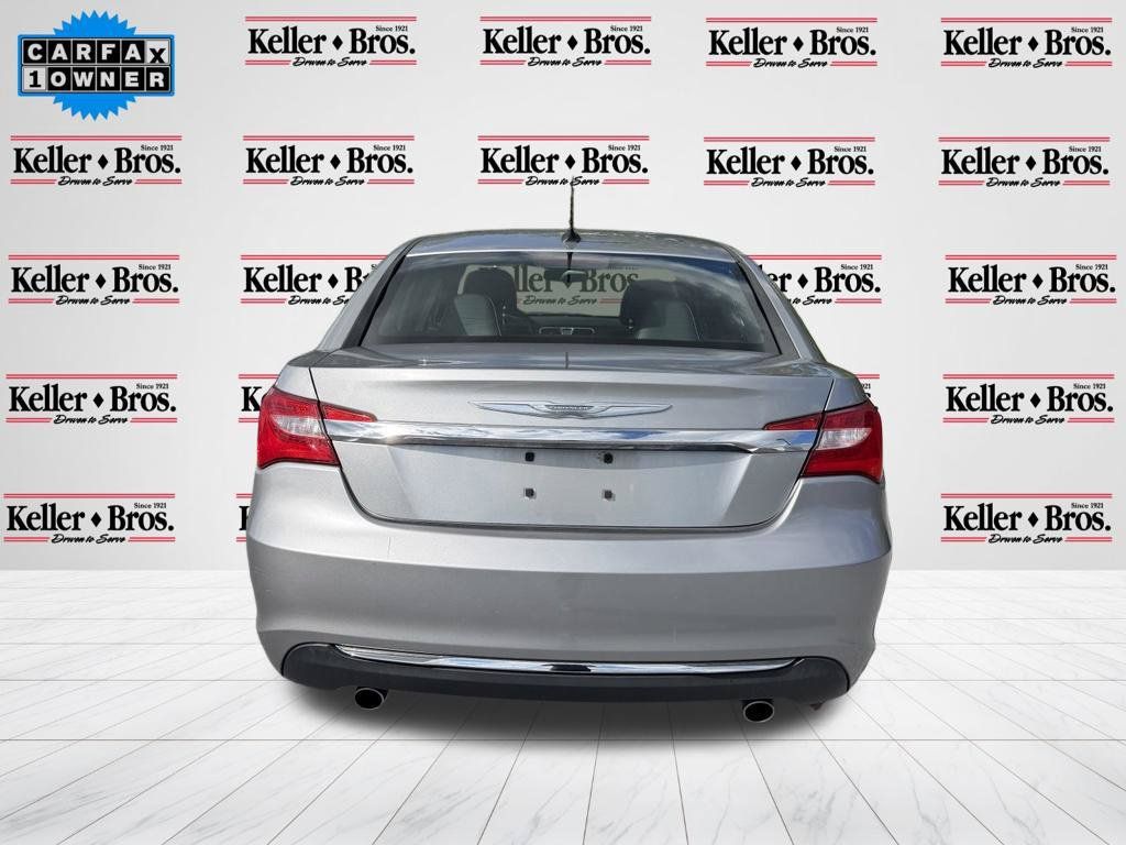 Used 2014 Chrysler 200 Limited w/ Sun/Sound Group FWD image 6