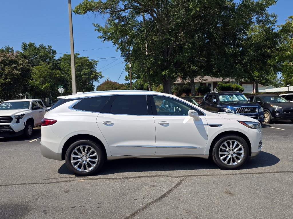 Used 2019 Buick Enclave Premium w/ Experience Buick Package AWD/4WD image 2