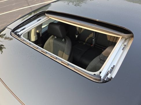 Certified 2025 Honda Accord SE image 4