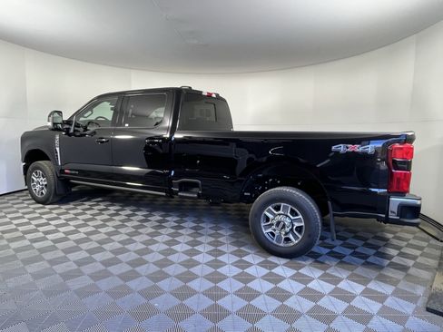 New 2026 Ford F350 Lariat w/ Lariat Ultimate Package image 2