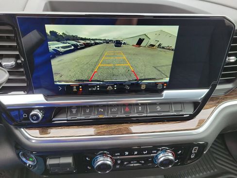 New 2026 GMC Sierra 2500 SLE w/ SLE Value Package; image 31