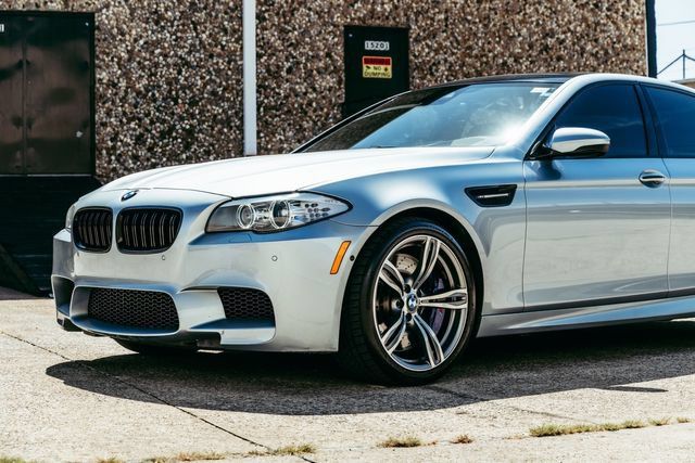 Used 2013 BMW M5 RWD image 43