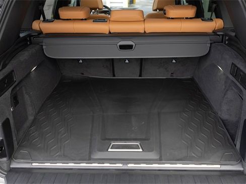 New 2026 BMW X5 xDrive50e w/ Climate Comfort Package image 28