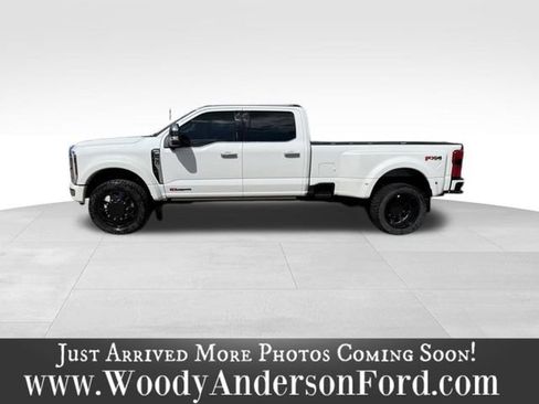 Used 2024 Ford F450 Limited w/ FX4 Off-Road Package AWD/4WD image 3