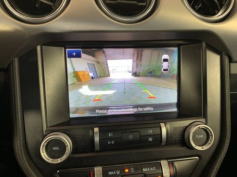 Used 2022 Ford Mustang GT RWD image 25