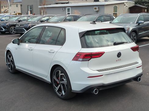 New 2026 Volkswagen GTI SE image 8