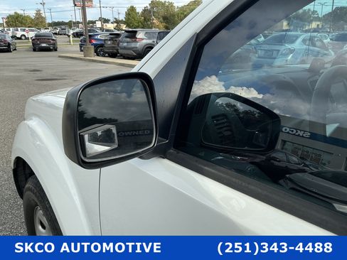 Used 2021 Nissan Frontier S w/ S Utility Package RWD image 11