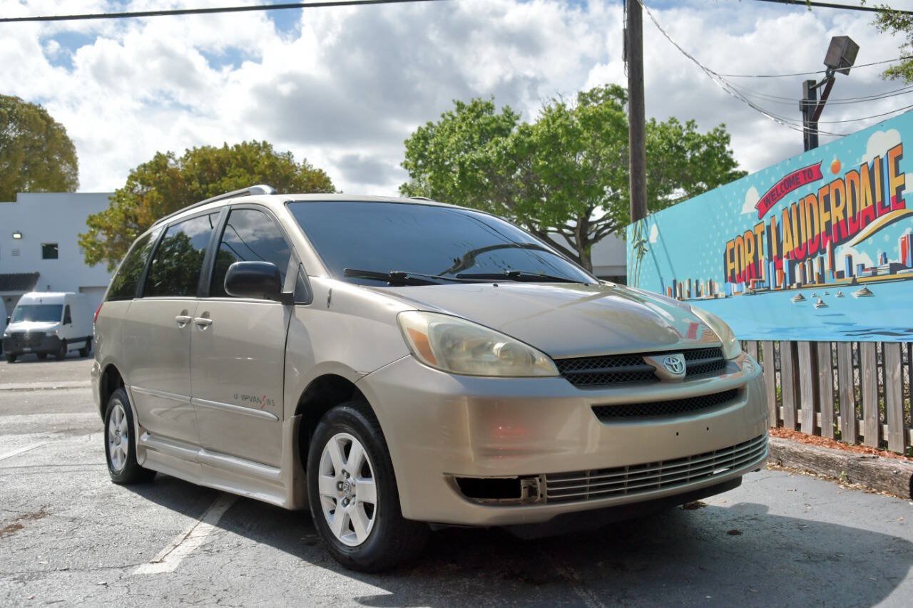 Used 2005 Toyota Sienna LE w/ Assistance Pkg 2 FWD image 40