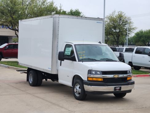 New 2025 Chevrolet Express 3500 w/ Power Convenience Package image 2