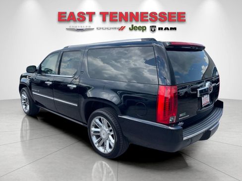 Used 2011 Cadillac Escalade ESV Platinum AWD/4WD image 5