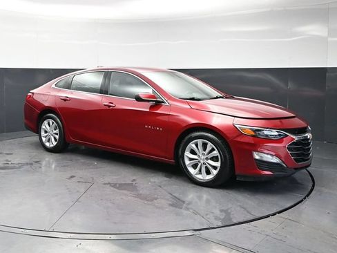 Used 2024 Chevrolet Malibu LT FWD image 3