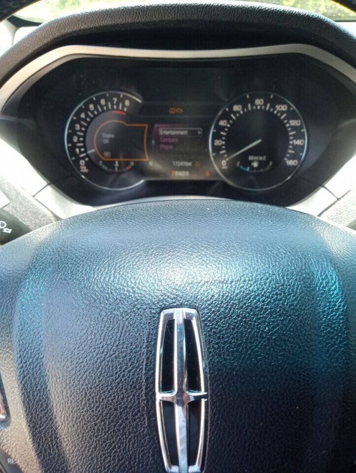 Used 2015 Lincoln MKZ w/ Equipment Group 101A Select FWD image 17