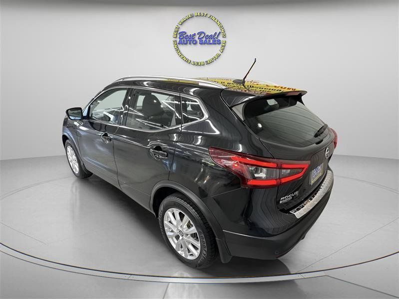 Used 2021 Nissan Rogue Sport SV AWD/4WD image 3