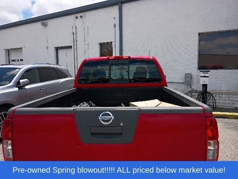 Used 2010 Nissan Frontier SE w/ SE Value Truck Pkg RWD image 6