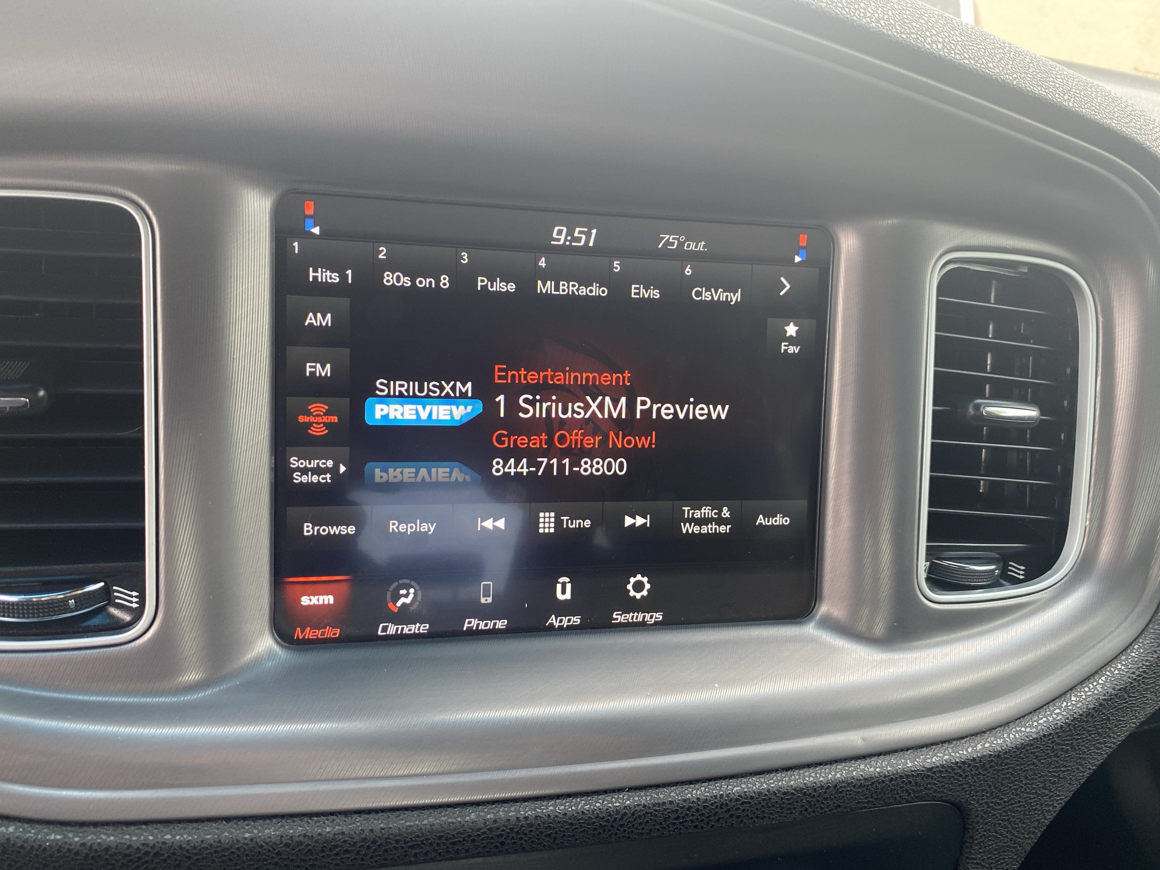 Used 2023 Dodge Charger SXT RWD image 14