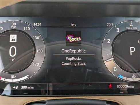 New 2025 Land Rover Range Rover Long Wheelbase Autobiography image 11