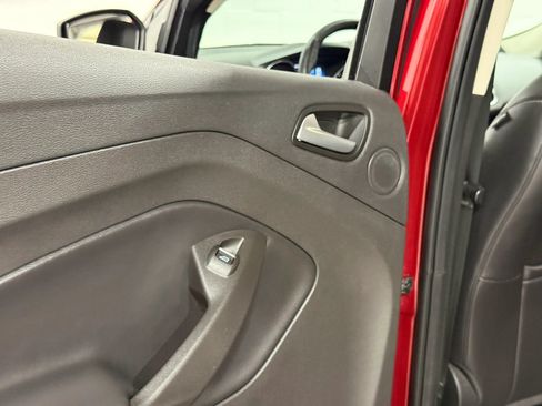 Used 2017 Ford Escape Titanium AWD/4WD image 59