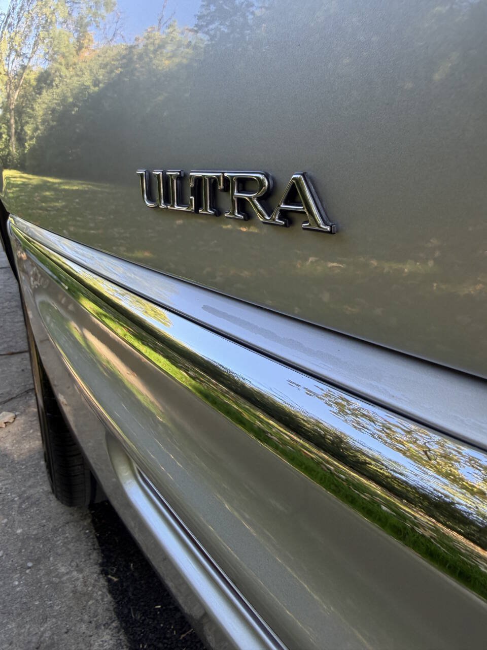 Used 2003 Buick Park Avenue Ultra w/ Ultra Luxury Package FWD image 23