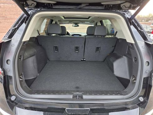 Used 2024 GMC Terrain Denali w/ Denali Premium Package image 14