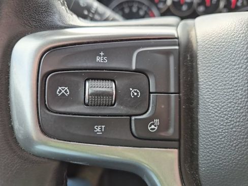 Used 2021 Chevrolet Silverado 1500 LT AWD/4WD image 19