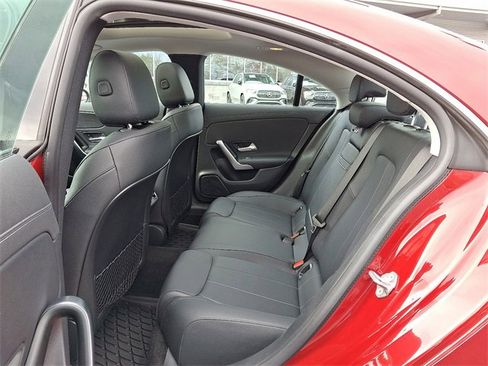 Used 2023 Mercedes-Benz CLA 250 4MATIC image 10
