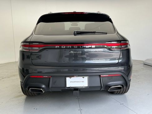 Used 2026 Porsche Macan AWD/4WD image 21