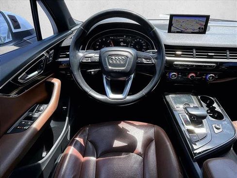 Used 2018 Audi Q7 3.0T Premium Plus w/ Premium Plus Package AWD/4WD image 7