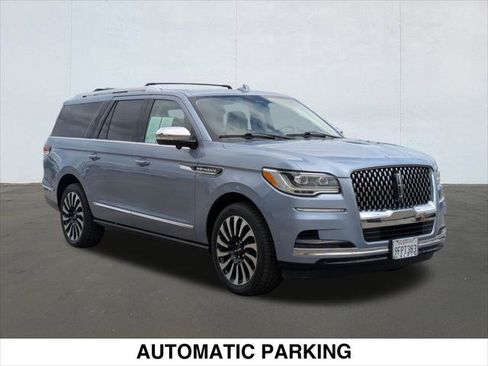 Certified 2023 Lincoln Navigator L Black Label AWD/4WD image 7