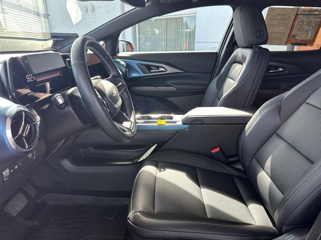 Used 2024 Chevrolet Equinox EV LT AWD/4WD image 24