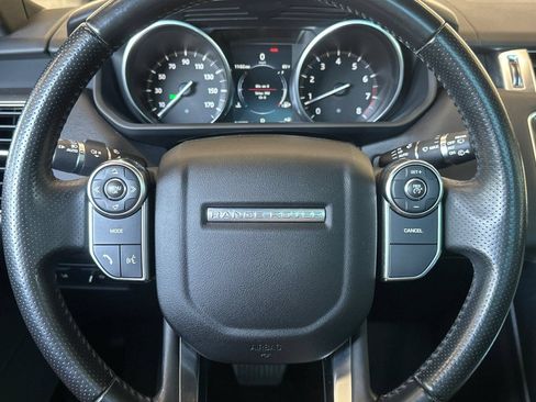 Used 2017 Land Rover Range Rover Sport SE AWD/4WD image 17
