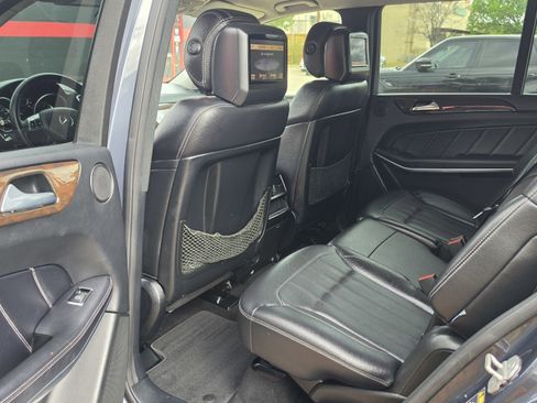 Used 2013 Mercedes-Benz GL 450 4MATIC w/ Premium 1 Pkg image 21