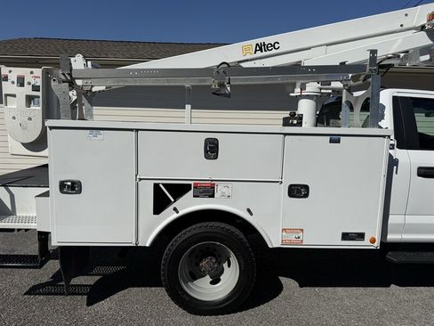 Used 2022 Ford F450 XL w/ Power Equipment Group RWD image 31