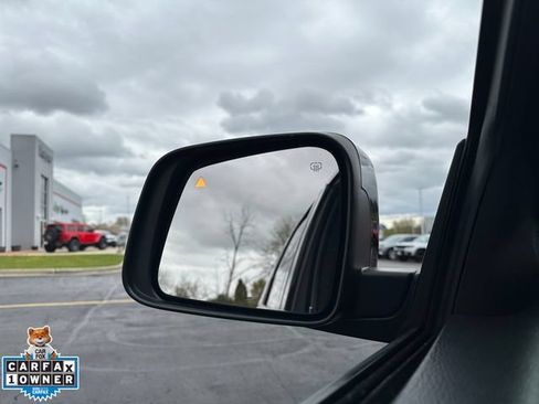 Used 2023 Dodge Durango GT AWD/4WD image 11
