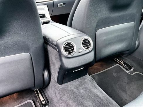 Certified 2019 Mercedes-Benz E 300 4MATIC image 13