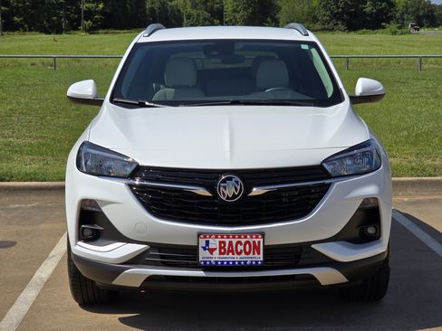 Used 2023 Buick Encore GX Select FWD image 2