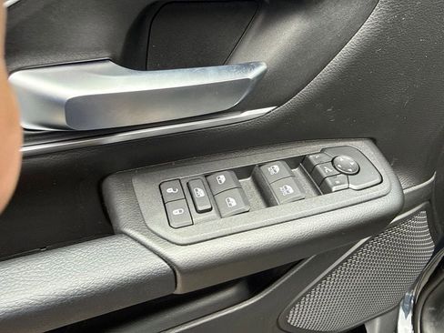 New 2026 RAM 1500 4x4 Crew Cab image 20