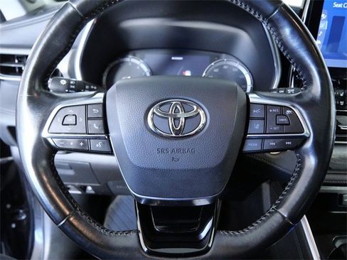 Used 2020 Toyota Highlander Platinum image 20