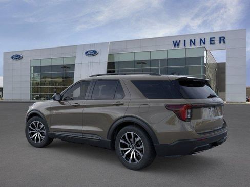 New 2026 Ford Explorer ST-Line AWD/4WD image 4