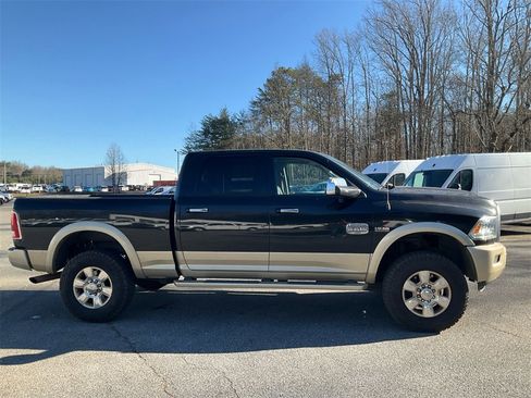 Used 2015 RAM 2500 Longhorn image 4