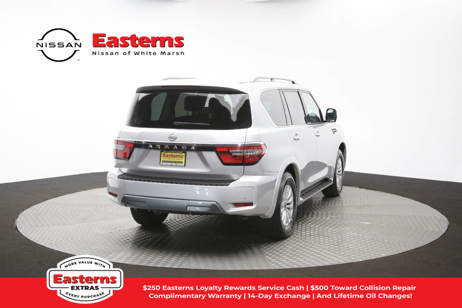 Used 2023 Nissan Armada SV AWD/4WD image 42
