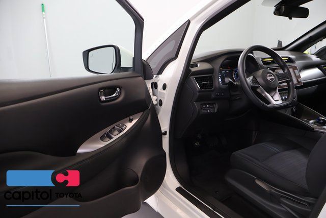 Used 2024 Nissan Leaf S FWD image 9