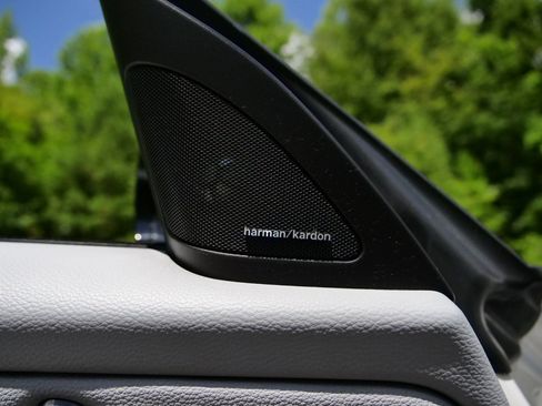 Used 2011 BMW 135i Convertible RWD image 22