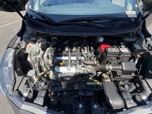 Used 2025 Nissan Versa SV FWD image 30